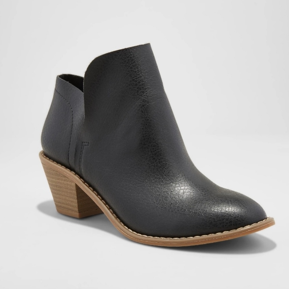 Cutout Black Ankle Boots